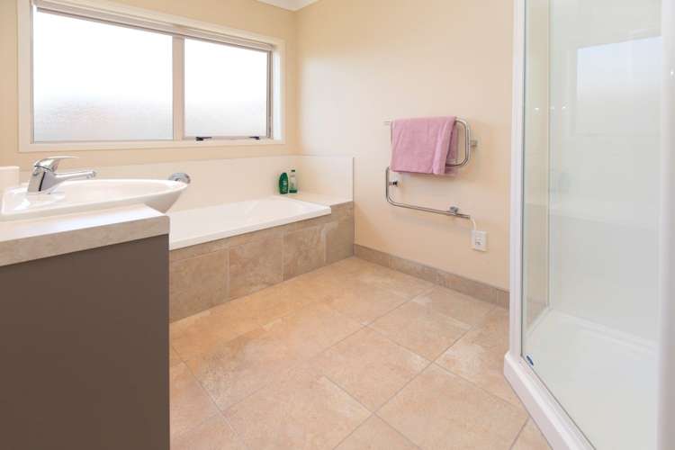 30 Driftwood Drive Red Beach_17