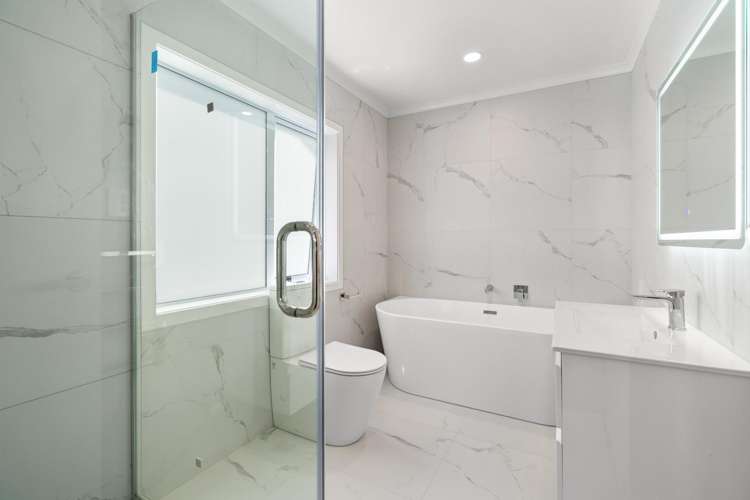 49 McCorquindale Drive 2743_11