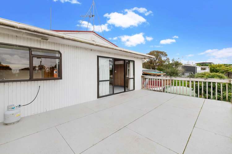 147 Howard Road Orere Point_5