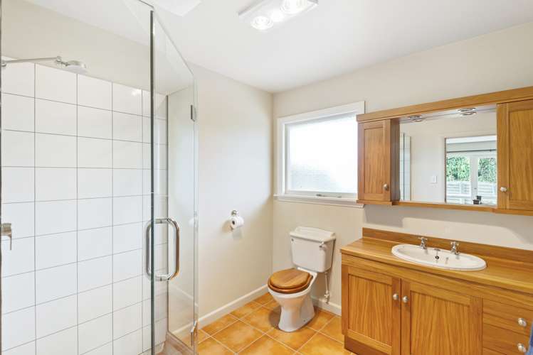 55 Allandale Lane Governors Bay_9