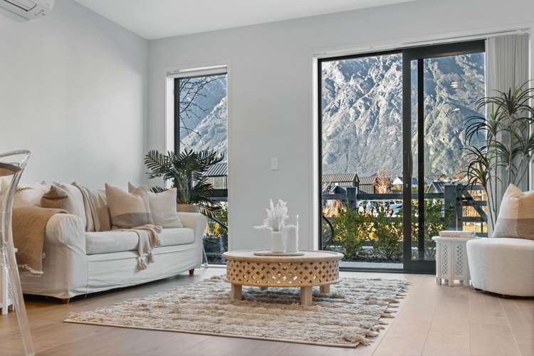 8 Mcgibbon Lane Jacks Point_5