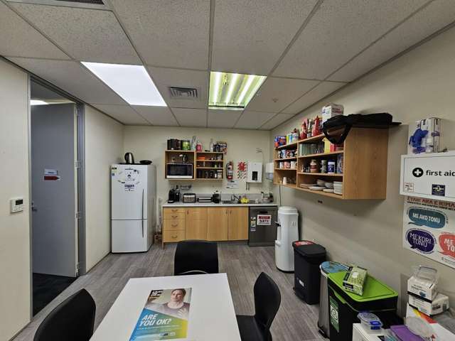 22 Amersham Way City Centre_3