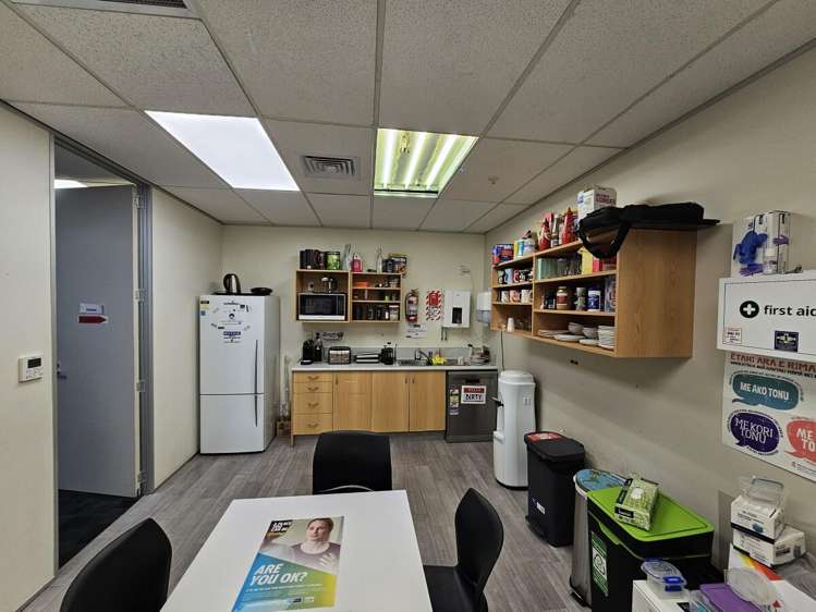 22 Amersham Way City Centre_3