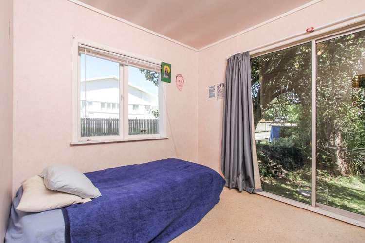 32 Tiri Tiri Road Birkdale_15