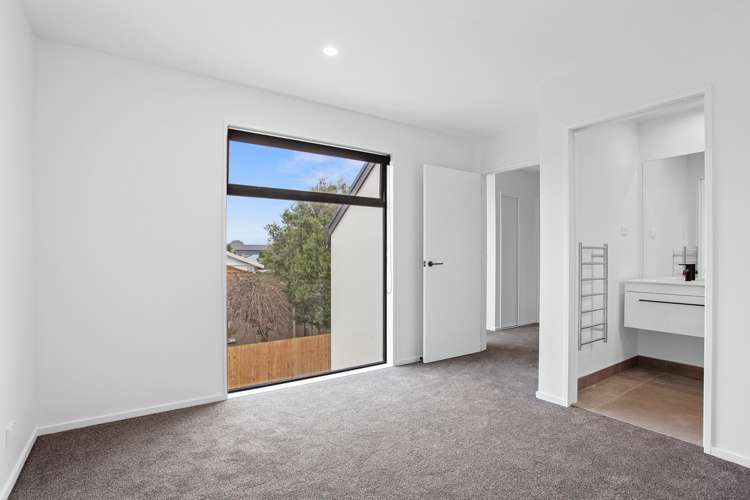 2/33 Leitch Street Somerfield_5