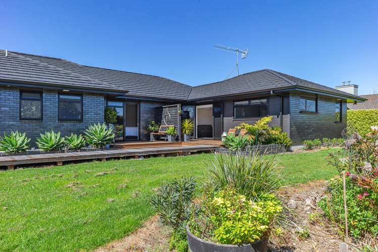 35 Pinot Crescent Ohau_23