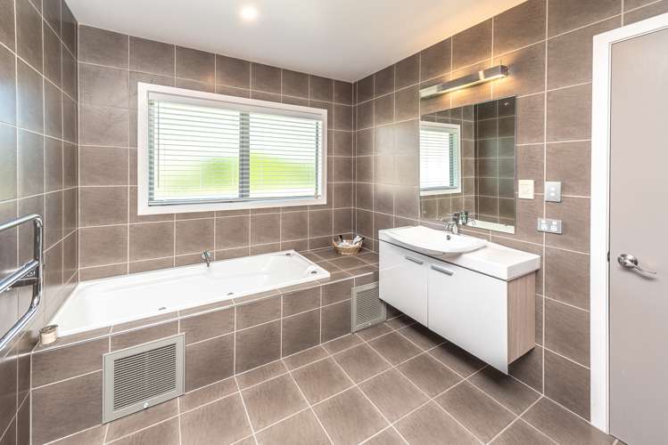 18 Golf Vue Place Castlecliff_22