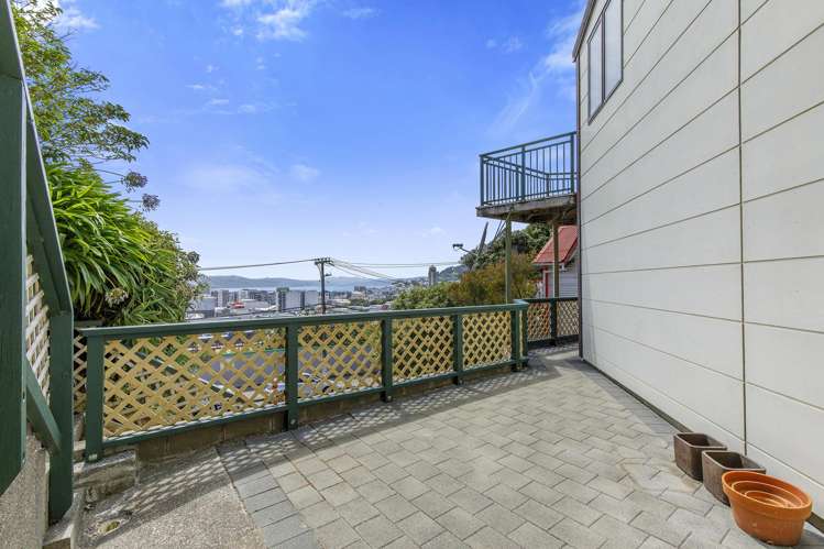 53 Hankey Street Mount Cook_14