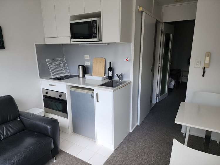 711/72 Nelson Street Auckland Central_12