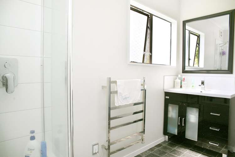 2/55a Maich Road Manurewa_9