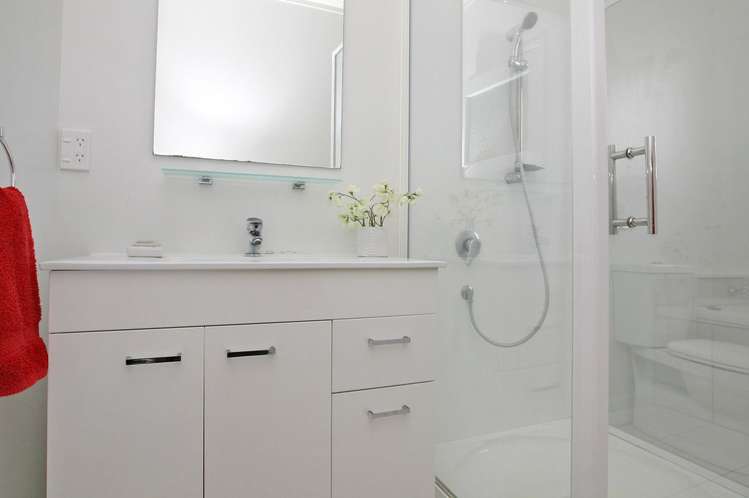 143 Rongotai Road Kilbirnie_13