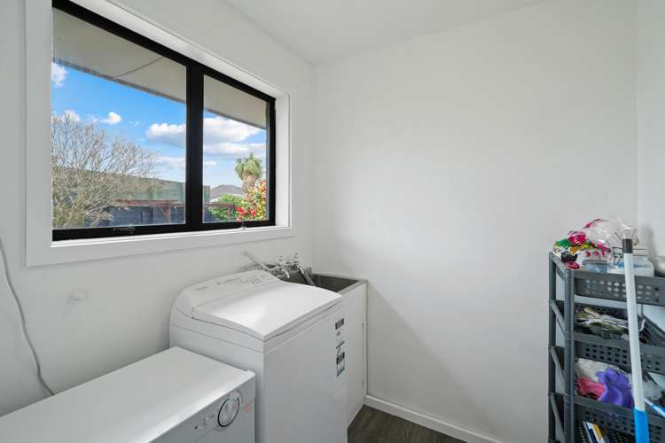 7 Adrian Place Shirley_19