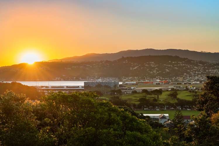 68 Kinghorne Street Strathmore Park_32