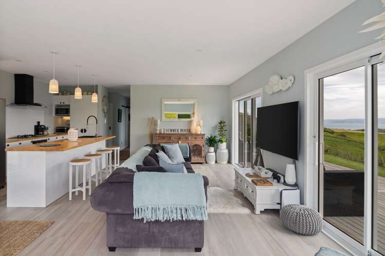 225 Wheatstone Road Wainui_9