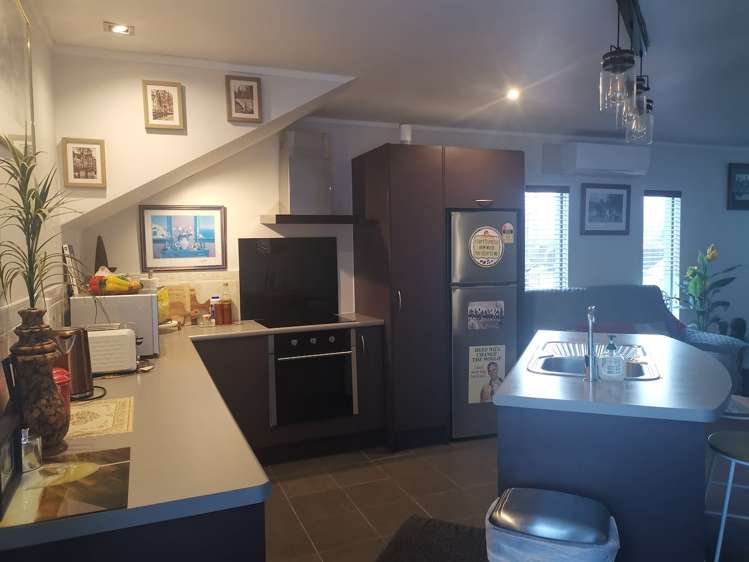 55a James Street Glenholme_7