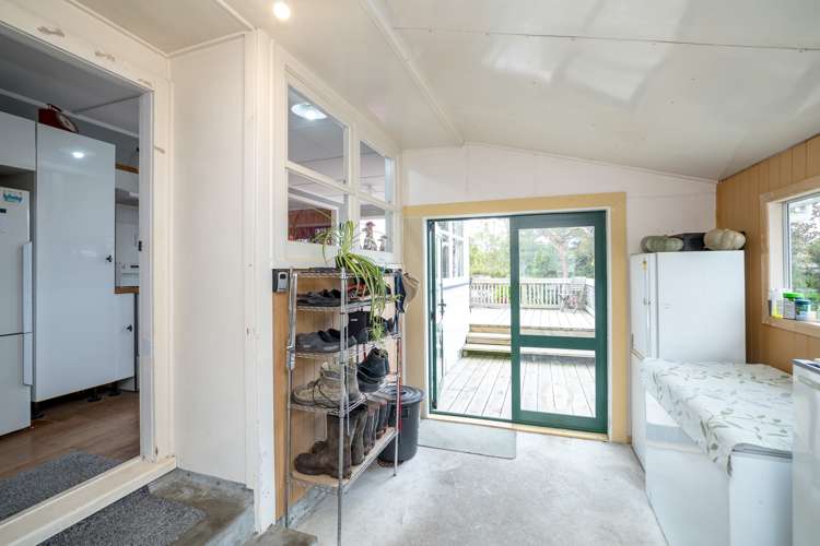 34 William Benton Street Featherston_11