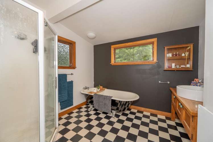 60 Mangati Road Puketotara_18