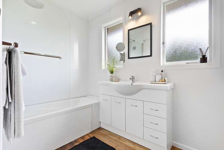 52 Glen Marine Parade Glendene_12