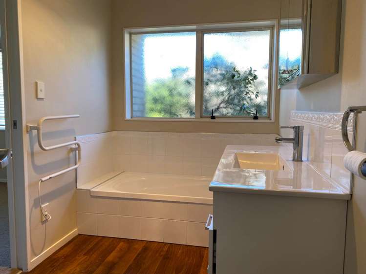 7 Ballydonegan Rise East Tamaki_7