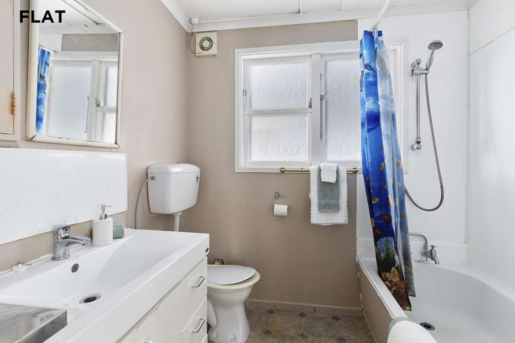 21 Akaroa Drive Maupuia_16