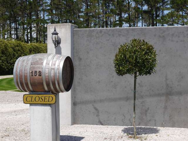 152 Cross Road Lepperton_3