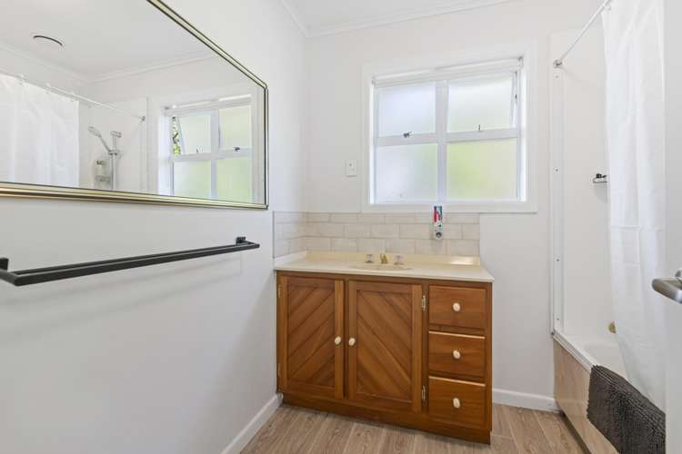 54 Wellesley Road Mangere Bridge_14