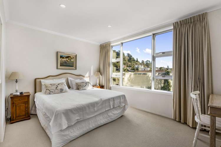 2 and 3/14 Portland Road Remuera_14