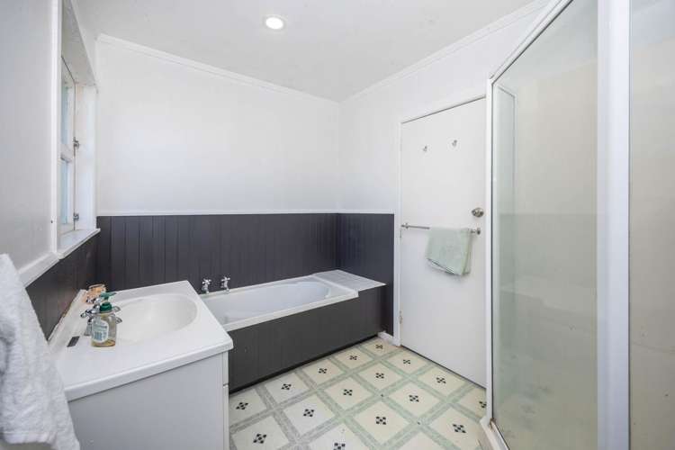 588 Holland Road Eureka_15