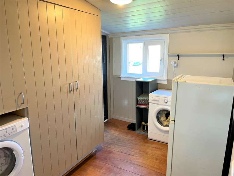 180 Waiwera Station Road Clinton and Surrounds_12