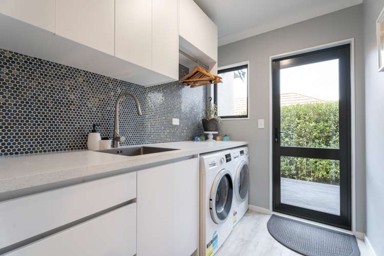 13 Claverton Grove Churton Park_32