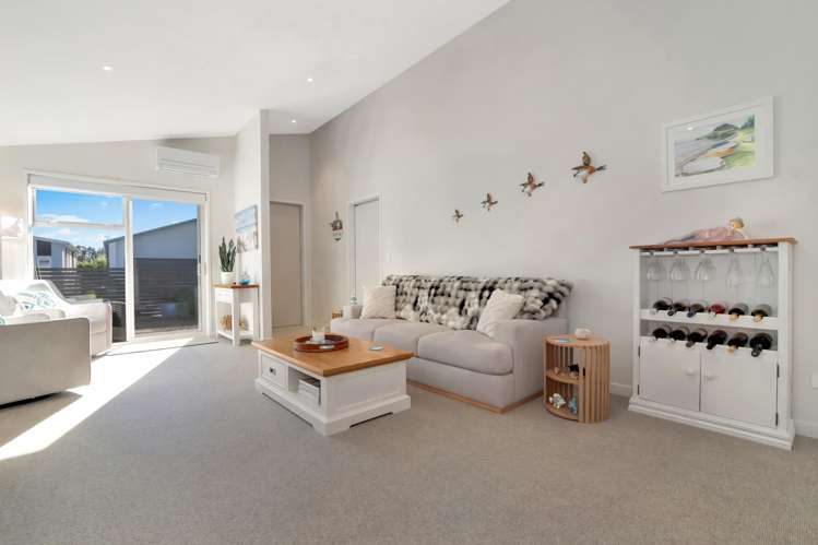 37 Saint Pauls Drive Brookfield_7