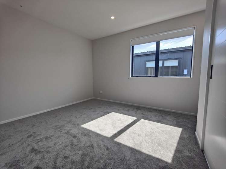 2B Orinda Close 10662_3