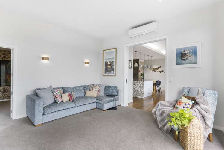 38 Hawthorne Lane 1694_14