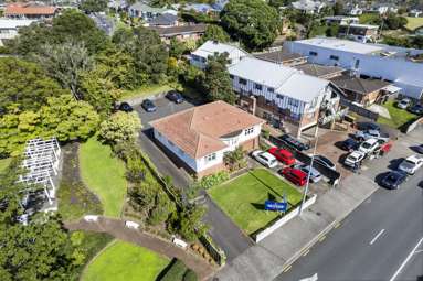 535 Mount Albert Road_1