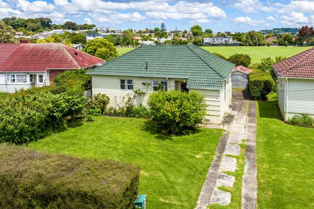 49 Fearon Avenue Mount Roskill_1