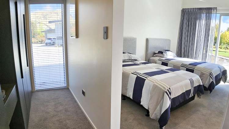 23 Mountain View Drive Wānaka_11