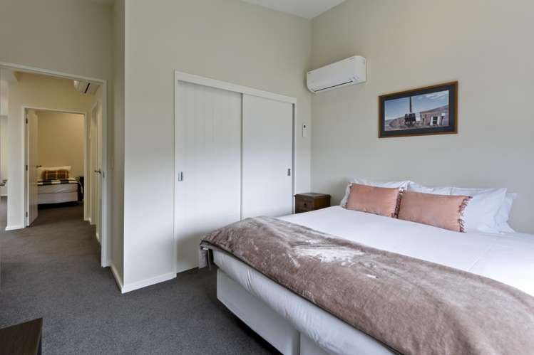 75 Hensman Road Queenstown_10