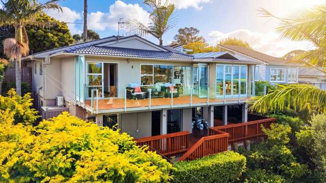 5A Colmar Road Mellons Bay_4