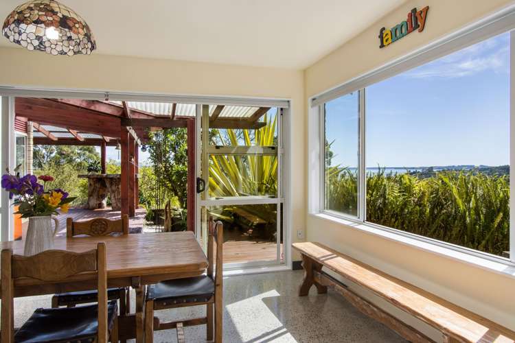 1603 State highway 2 Whakamarama_8