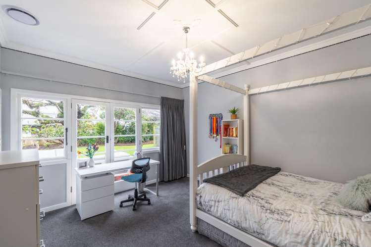 740 Queens Drive Waikiwi_15