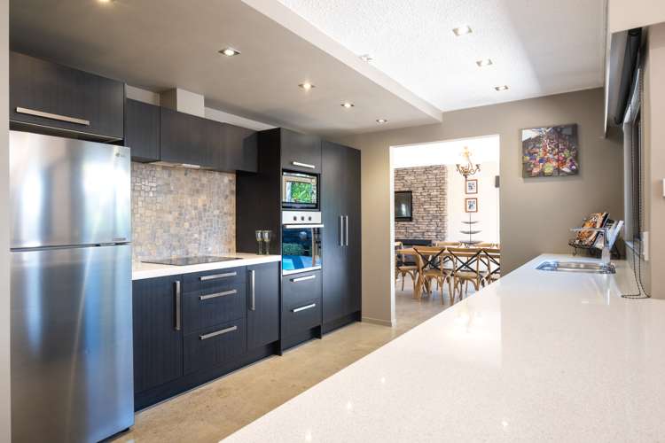 502a Charles Street Saint Leonards_9