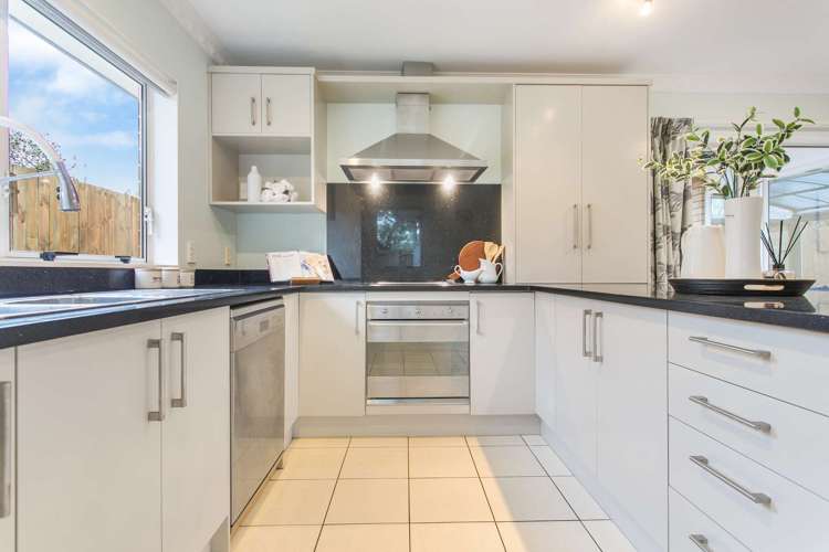 9 Artillery Drive Papakura_7