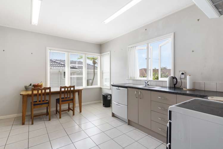 456 Blockhouse Bay Road Blockhouse Bay_5