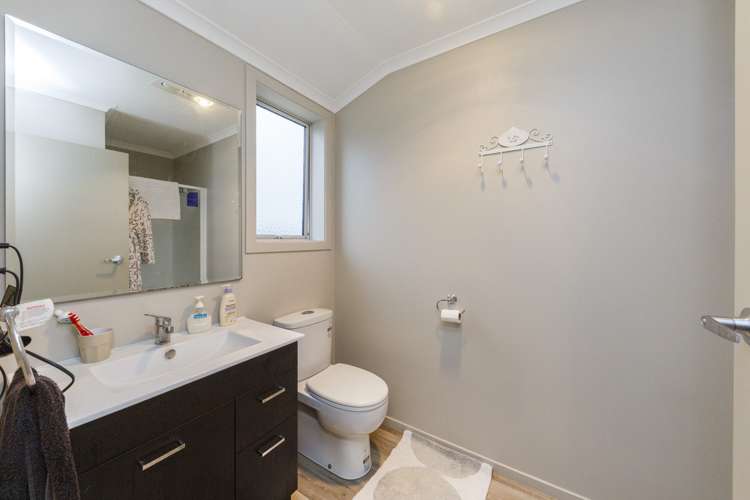 12 Poplar Grove Feilding_12