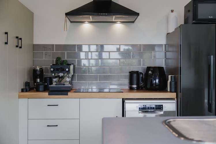 71 Leckhampton Court Clyde Hill_15