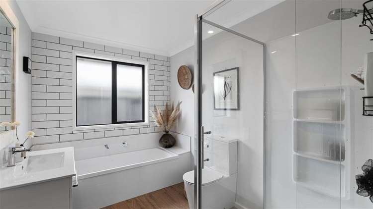 8 Kaiora Drive Papamoa_11