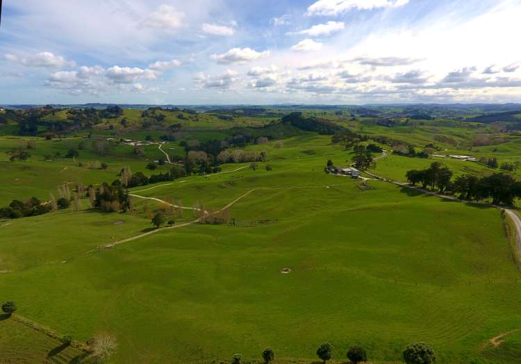 85 Heaven Road Wharehine_24