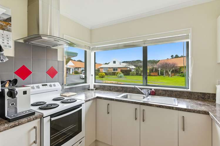 5/17 Redwood Close Paraparaumu_3