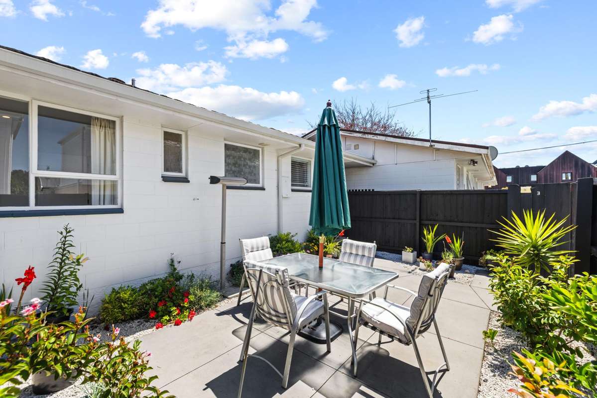 3/82 Holly Road_2