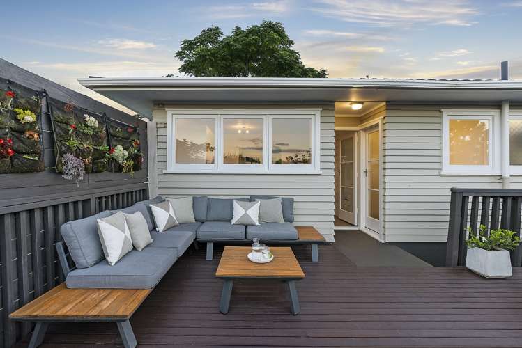 153 Rangatira Road Beach Haven_8